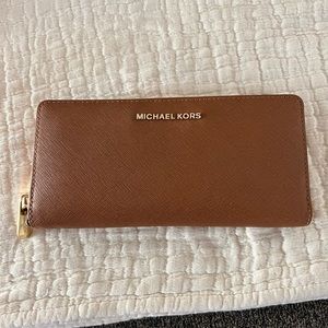 Michael Kors wallet